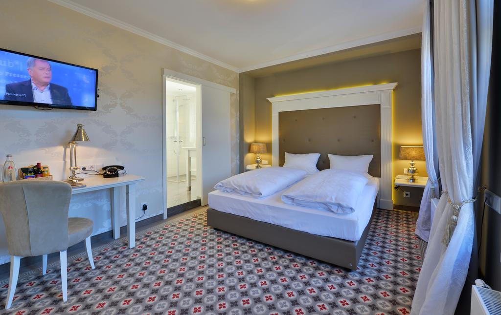 Hotel Alte Schule 3*